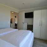 Beach Lodge
